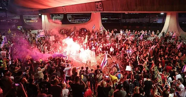 Netanyahu'nun sonu geliyor! 700 bin İsrailli sokağa döküldü: Hükümete karşı halk ihtilali! Genel grev başladı