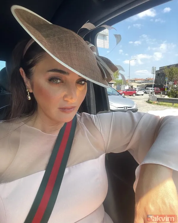 Hatta Ben De Babamın Vefatından Bir Hafta Sonra Görevim İcabı Amerika'ya Gitmek Zorunda Olduğum İçin Kitaplarını Mimar Sinan Üniversitesi Güzel Sanatlar...