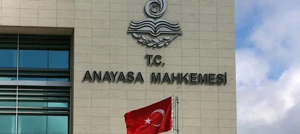 AYM'den 'Cumhurbaşkanına hakaret' suçu kararı