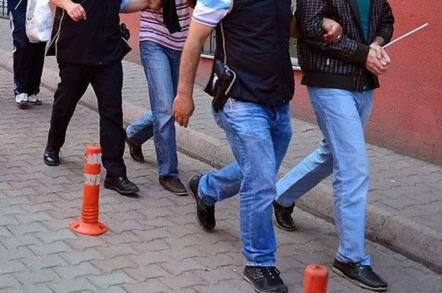 Van'da şafak baskını! 10 kişi tutuklandı