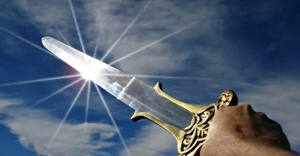 Rüyada kılıçla savaşma ne anlama gelir? Rüyada kılıç görmenin tabirleri...