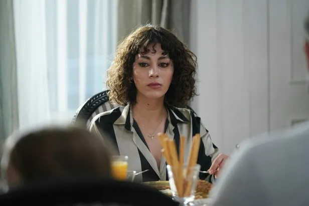 bir-kucuk-gun-isigi-bu-aksam-yok-mu-neden-bir-kucuk-gun-isigi-yeni-bolum-ne-zaman-saat-kacta-27-subat-2023-atv-1677505327330.jpg Bir Küçük Gün Işığı bu akşam yok mu, neden? Bir Küçük Gün Işığı yeni bölüm ne zaman, saat kaçta? 27 Şubat 2023 ATV yayın akışı!-3