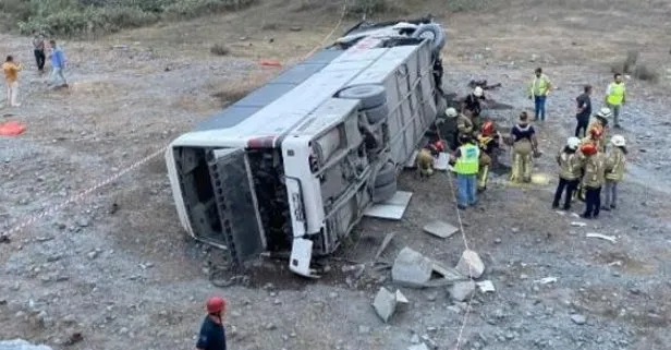İstanbul Eyüpsultan’da feci kaza! Servis otobüsü yan yattı: Çok sayıda yaralı var