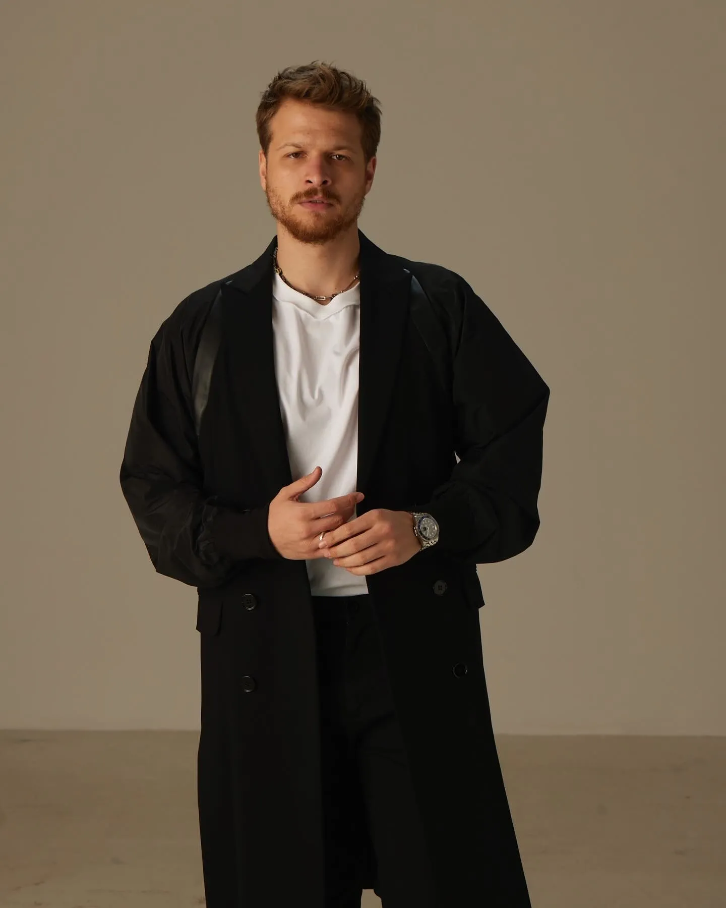 Burak Yörük’ün ilginç rotası! 6 yaşında setle tanıştı... Babası yapımcı olunca çocukluk hayalinden vazgeçti! - 3