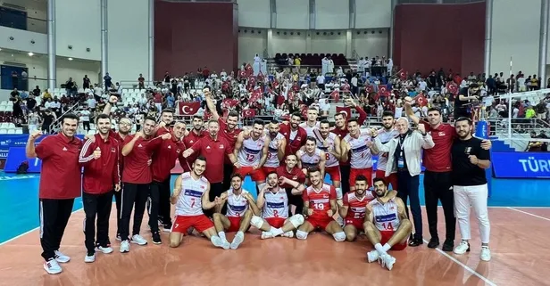 Son dakika... Tarihi başarı! Filenin Efeleri şampiyon oldu