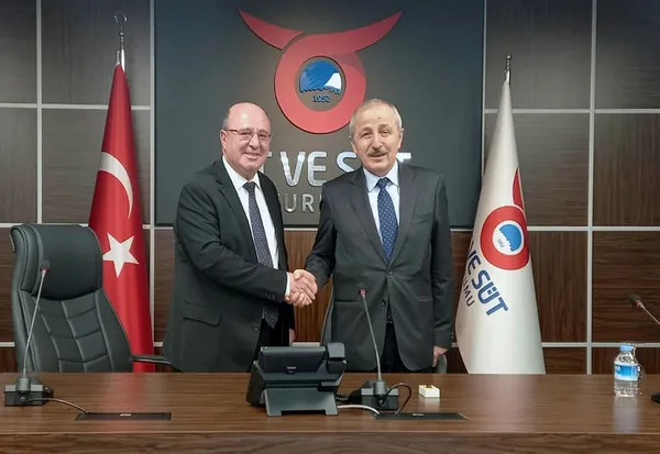 son-dakika-et-ve-sut-kurumu-genel-mudurluk-gorevine-mustafa-kayhan-getirildi-1648484089775.jpg SON DAKİKA: Et ve Süt Kurumu Genel Müdürlük görevine Mustafa Kayhan getirildi-2