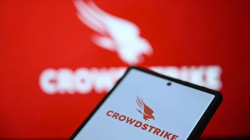 mavi-ekran-hatasi-cozumu-crowdstrike-nedir-ne-demek-microsoft-ne-zaman-duzelecek-internet-coktu-mu-neden-girem-1721387091109.jpg