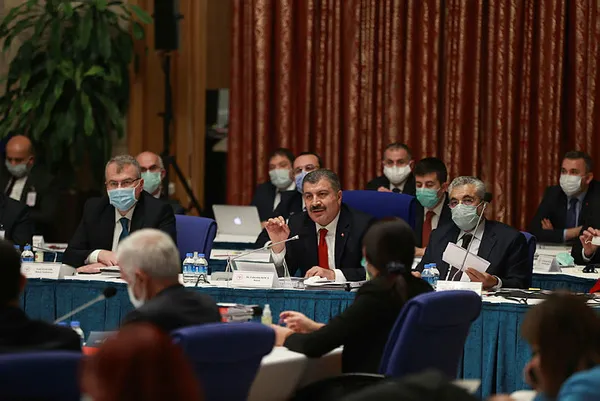 son-dakika-saglik-bakani-fahrettin-koca-koronavirus-asisini-ilk-ben-olacagim-1605852972067.jpg SON DAKİKA: Sağlık Bakanı Fahrettin Koca: Koronavirüs aşısını ilk ben olacağım-3