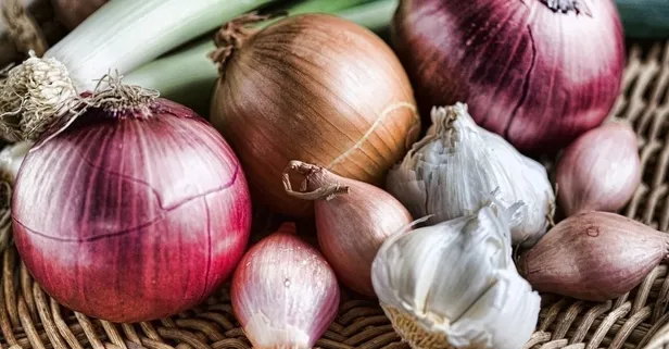 Sarımsak, zencefil, soğan, bal ve lahana sağlığa faydalarıyla öne çıkıyor