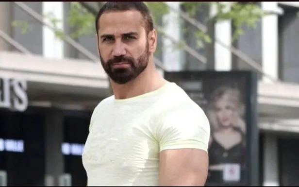 Doğuş kimdir? Şarkıcı Doğuş kaç yaşında, nereli, evli mi? Sosyal medyayı salladı!-3