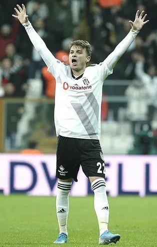 Sergen Yalçın'dan Adem Ljajic’e ‘vur’ emri