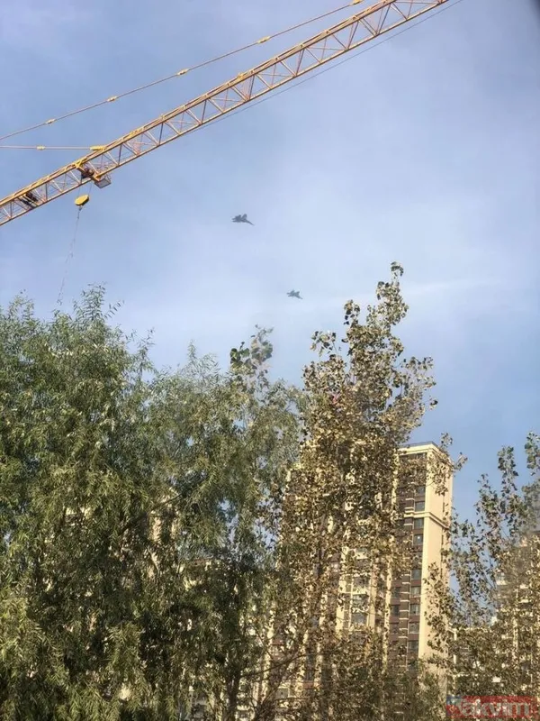 SON DAKİKA: Dünyayı ayağa kaldıran görüntüler! Çölde önce uçak gemisi şimdi de F-35... - 29