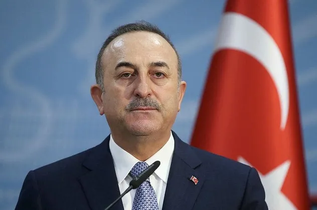 Son dakika: Bakan Çavuşoğlu'ndan Yunan bakana çok sert mülteci yanıtı!
