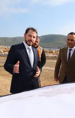 Berat Albayrak Akkuyu'da incelemelerde bulundu