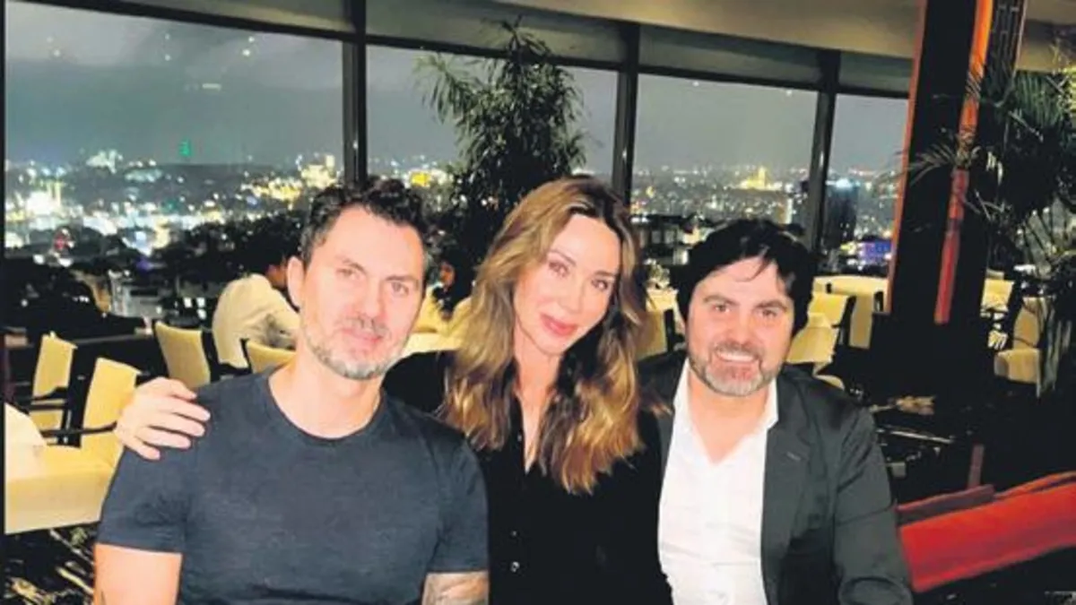 Aile karesi! Demet Şener paylaştı: Takipçilerinden beğeni yağdı