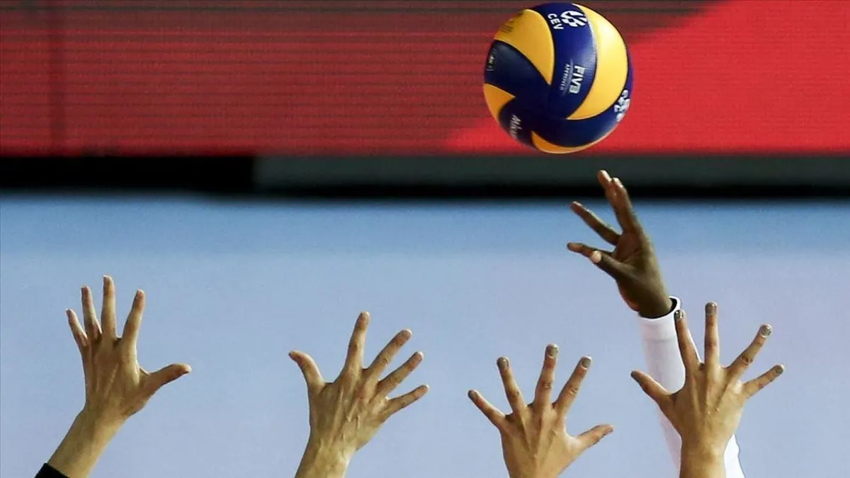 Eczacıbaşı, Sultanlar Ligi'nde Fenerbahçe'yi 3-2 mağlup etti