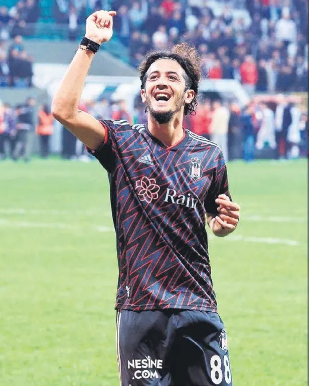 samsunspor-11-yil-sonra-super-ligde-1681340179085.jpeg Samsunspor, 11 yıl sonra Süper Lig’de!-4