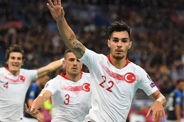 Kaan Ayhan Galatasaray'a geliyor mu? Bodrum'da transfer zirvesi | Galatasaray transfer haberleri