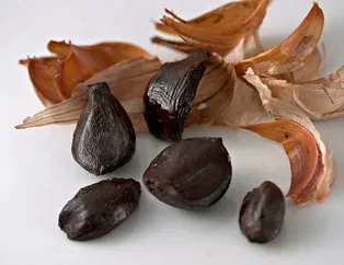 Siyah sarımsak nedir? Siyah sarımsağın faydaları nelerdir? Nasıl tüketilir?
