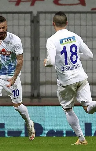 İşte Rizespor'un Galatasaray karşısında kazandığı penaltı pozisyonu: Skoda topu ağlara gönderdi