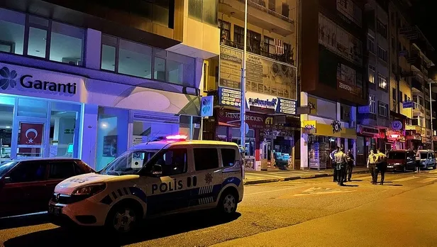 trabzonda-yalniz-yasayan-emekli-ogretmen-evinde-olu-bulundu-1661570187243.jpeg Trabzon'da yalnız yaşayan emekli öğretmen evinde ölü bulundu-2