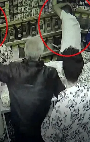Bursa'da akılalmaz olay! Veresiye vermeyen marketçiyi sopalarla dövdüler