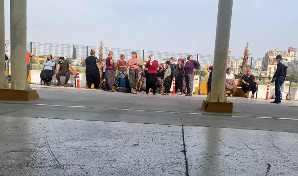 basindan-vurulan-8-yasindaki-medine-hayatini-kaybetti-kazara-kendisini-vurdugu-ortaya-cikti-1619004564504.jpg Başından vurulan 8 yaşındaki Medine hayatını kaybetti! Kazara kendisini vurduğu ortaya çıktı-7