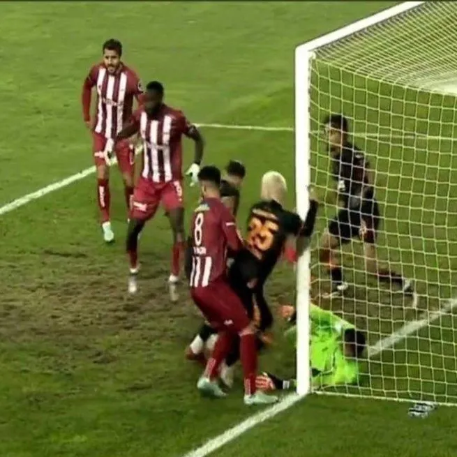 Sivassporun golü verilmedi açıklama Galatasaray ve Fenerbahçeden geldi