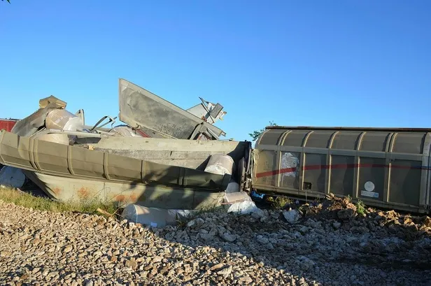 Son dakika: Malatya'da iki yük treni çarpıştı! Bir kişi öldü, 3 kişi yaralandı-2