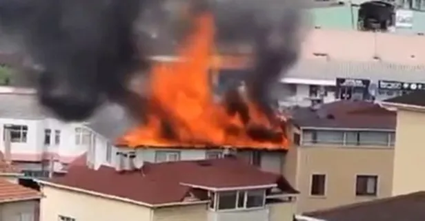 Kartal'da 5 katlı binanın çatısında yangın! Ekipler bölgede