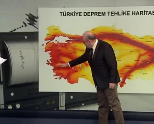 Manisa depremi İstanbulda neden hissedildi? Ünlü profesörden canlı yayında haritalı açıklama!