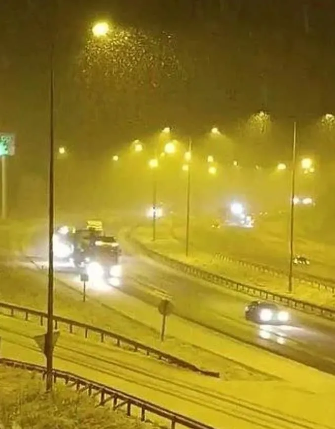 anadolu-otoyolunda-kar-yagisi-etkili-oldu-kar-kalinligi-10-santimetreye-ulasti-1702150062593.jpeg Anadolu Otoyolu'nda kar yağışı etkili oldu! Kar kalınlığı 10 santimetreye ulaştı-3