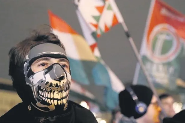 Fransa'da sarı yelekliker durmak bilmiyor!-5