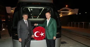 Antalyaya yeni tramvay hattı! Test sürüşünü Başkan yaptı