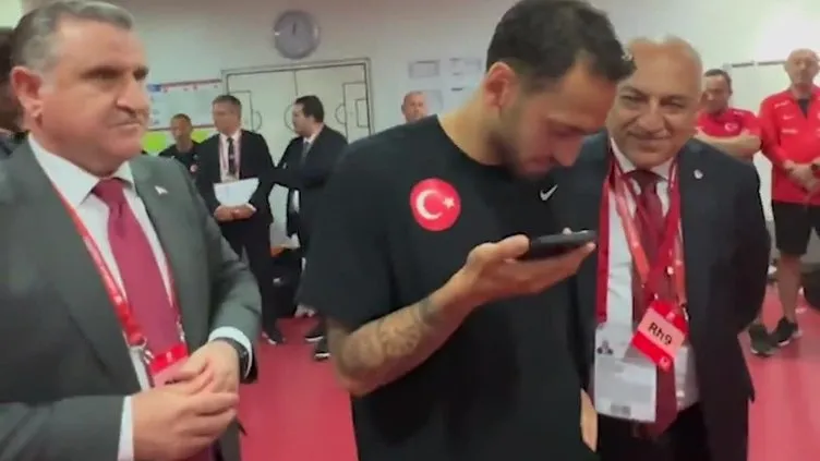 Başkan Erdoğan'dan A Milli Futbol Takımı'na tebrik telefonu