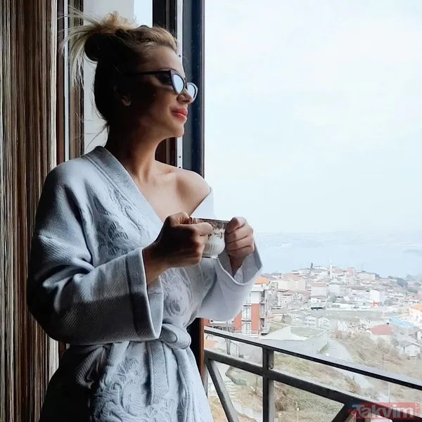 Songül Karlı kırmızılar içinde paylaştı! Frikik kraliçesi hem bacak hem göğüs dekoltesi verip oryantal yaptı! Gören bir daha baktı - 3