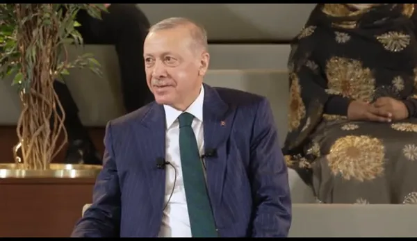 baskan-recep-tayyip-erdogan-paylasti-cadli-bir-genc-soyledi-daha-adil-bir-dunya-icin-biz-variz-1639847838121.jpg Başkan Recep Tayyip Erdoğan paylaştı: Çadlı bir genç söyledi: Daha adil bir dünya için biz varız-5
