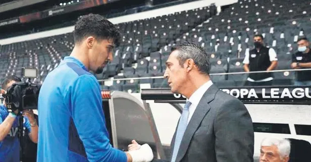 Fenerbahçe'de duygu dolu ayrılık! Milli file bekçisi Altay Bayındır İngiltere yolcusu: Uğurlamaya Ali Koç'ta katıldı