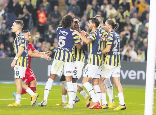 gol-duellosunda-dostluk-kazandi-hatayspor-ile-medipol-basaksehir-3-3-berabere-kaldi-spor-haberleri-1667868476190.jpeg