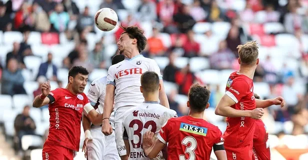 Trabzonspor Antalya'dan kaçamadı