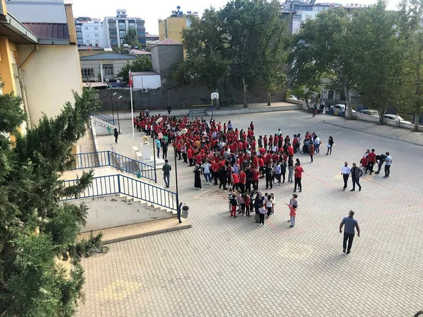 20-ekim-az-once-deprem-nerede-oldu-deprem-mi-oldu-son-dakika-afad-kandilli-son-depremler-listesi-kahramanmaras-1666268357038.jpg 20 Ekim az önce deprem nerede oldu? Deprem mi oldu son dakika? AFAD- KANDİLLİ son depremler listesi! Kahramanmaraş Pazarcık, Adıyaman...-5