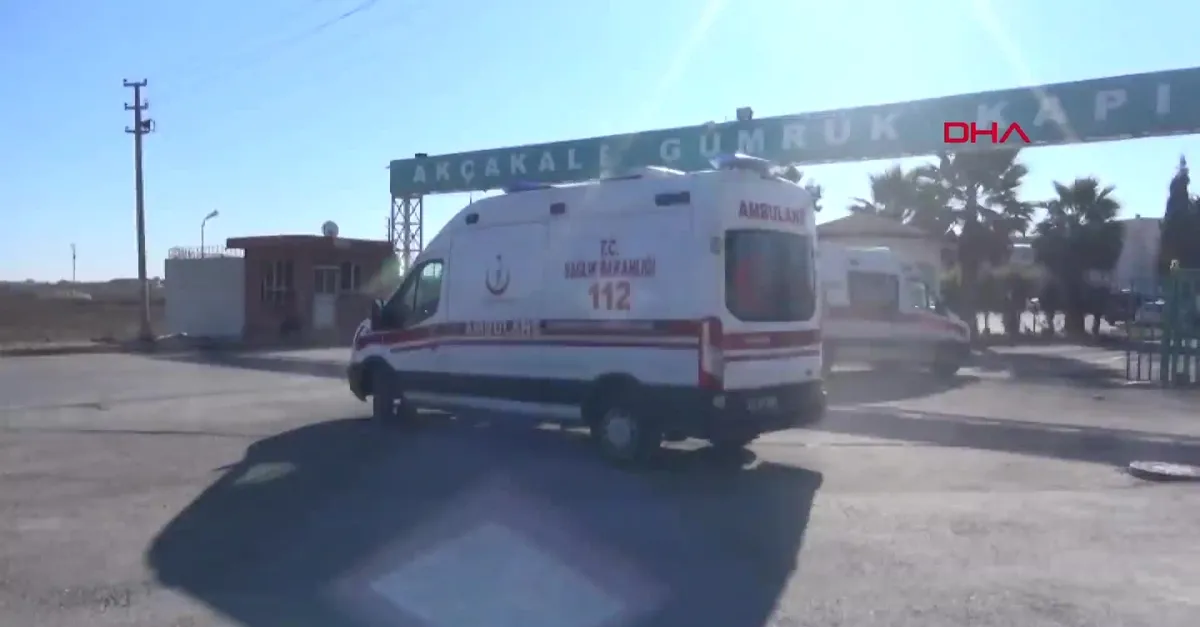 Son dakika: Tel Abyad'da PKK/PYD'li teröristlerce yola tuzaklanan mayın patladı: 1'i çocuk 2 ölü, 4 yaralı