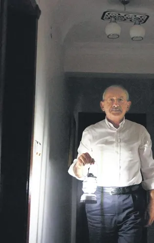 Elektrik faturasını ödemeyen Kemal Kılıçdaroğlu'nun algı oyunu yine elinde patladı! Tek bir CHP'li destek vermedi