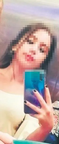 kizinin-gozu-onunde-esini-katletti-kendisini-aldattigini-soyledi-kizi-ise-tam-tersini-belirtti-1695423247440.jpeg Kızının gözü önünde eşini katletti! Kendisini aldattığını söyledi: Mahkemede ise 13 yaşındaki kızdan tam tersi ifade...-2