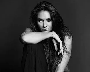 Sosyetik güzel at kılından tazminat kazandı