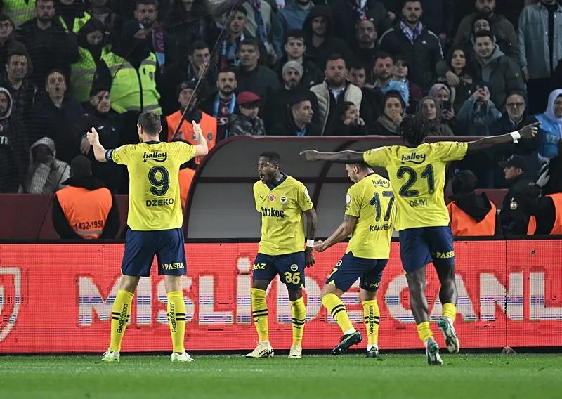 Fenerbahçe'nin ligden çekilme açıklaması sonrası yıldızlardan flaş atak!-5