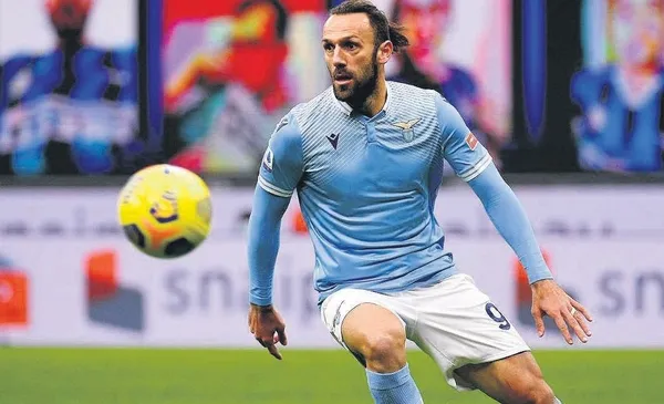 Lazio'nun hocası Sarri duyurucak: Vedat Muriç Fenerbahçe'ye kavuşacak-6