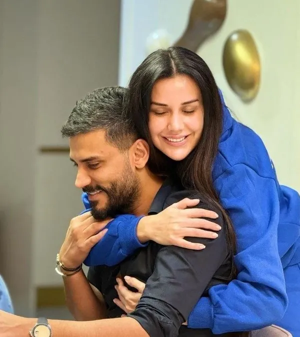 gunde-750-bin-lira-harciyorum-demisti-dilan-polat-ve-esi-engin-polat-ciftinin-tum-mal-varliklarina-el-konuldu-1697236047038.jpeg 'Günde 750 bin lira harcıyorum' demişti! Dilan Polat ve eşi Engin Polat çiftinin tüm mal varlıklarına el konuldu-2