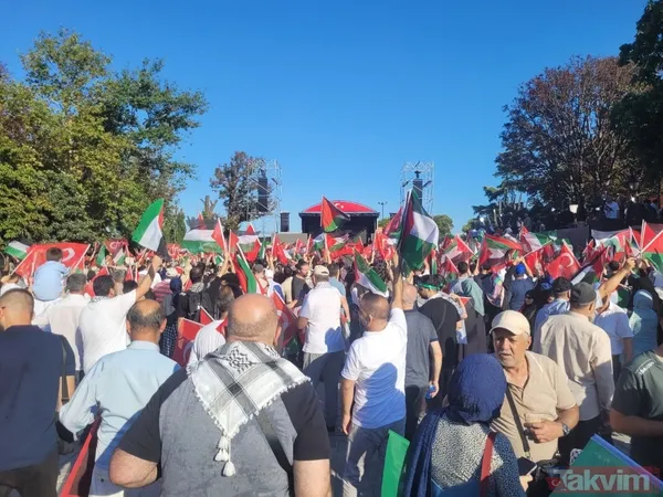 Takvim.com.tr, Ayasofya'da! Binlerce kişi Filistin için meydanlara akın etti | İşte o anlar... - 9