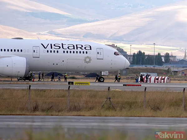 Hindistan uçağındaki bomba ihbarı asılsız çıktı! Yolcular kalkış saatini bekliyor - 6